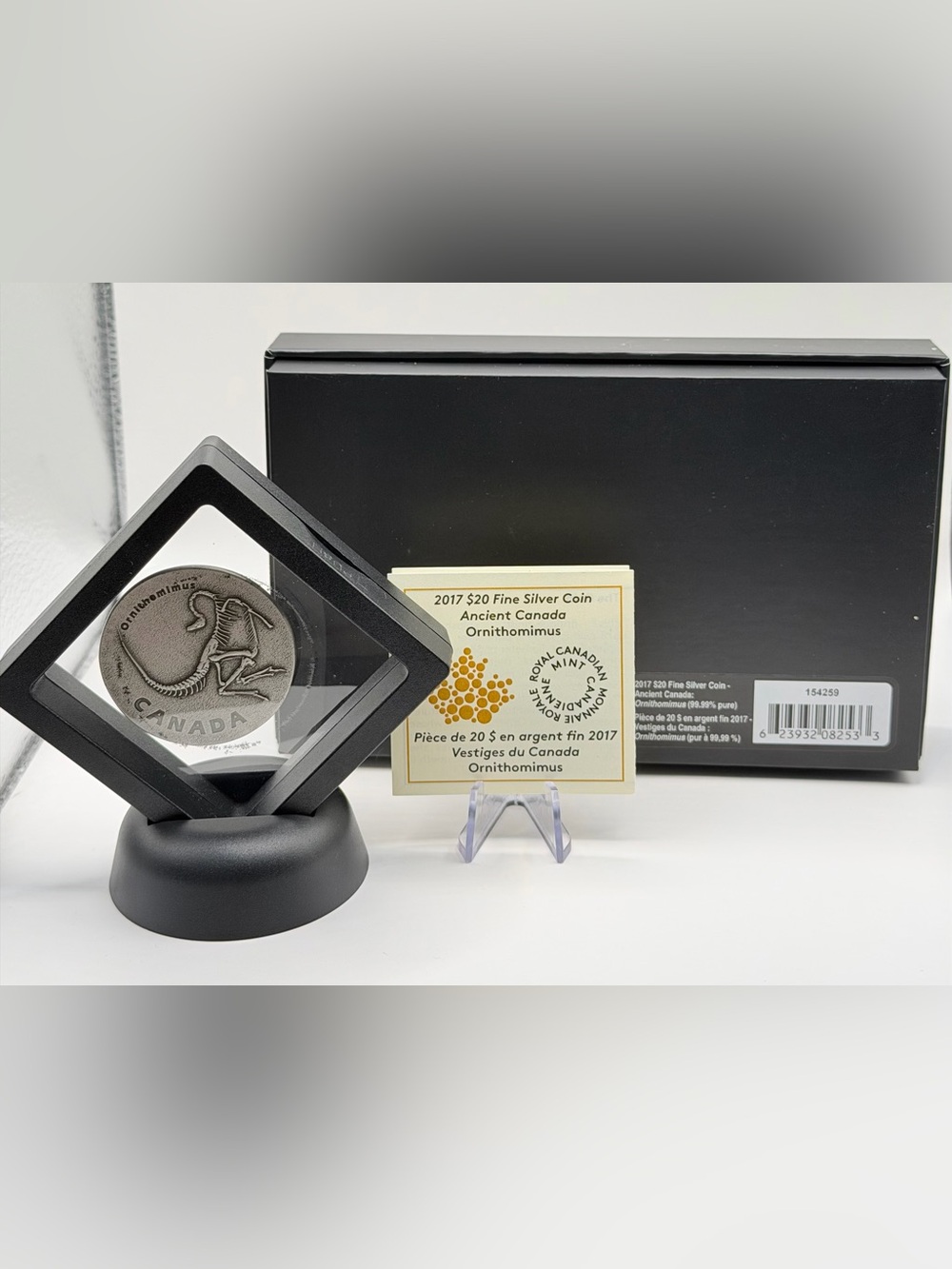 2017 $20 Pure Silver Coin – Ancient Canada: Ornithomimus (1 oz)